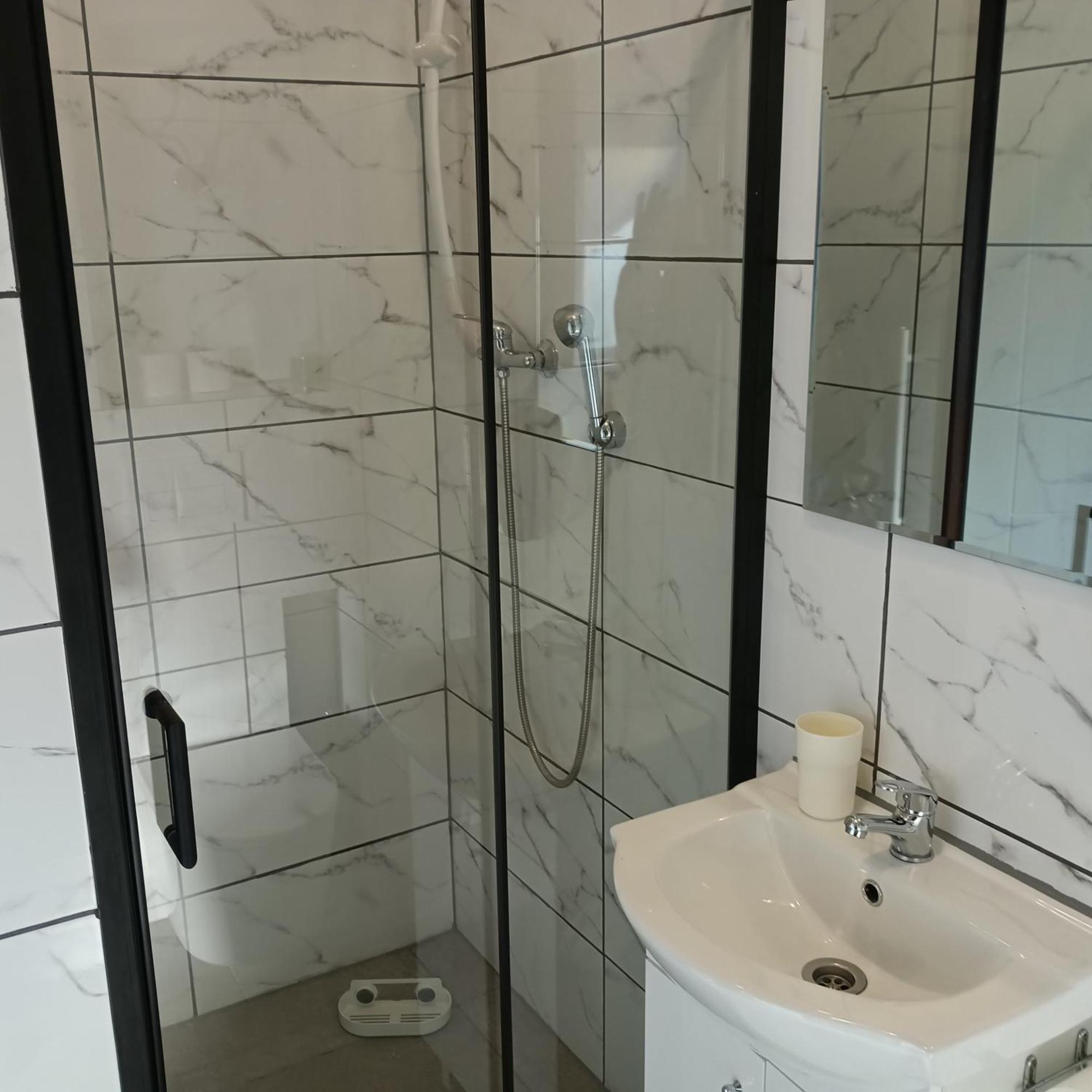 Kwatery 42 Jelenia Gora Exterior photo