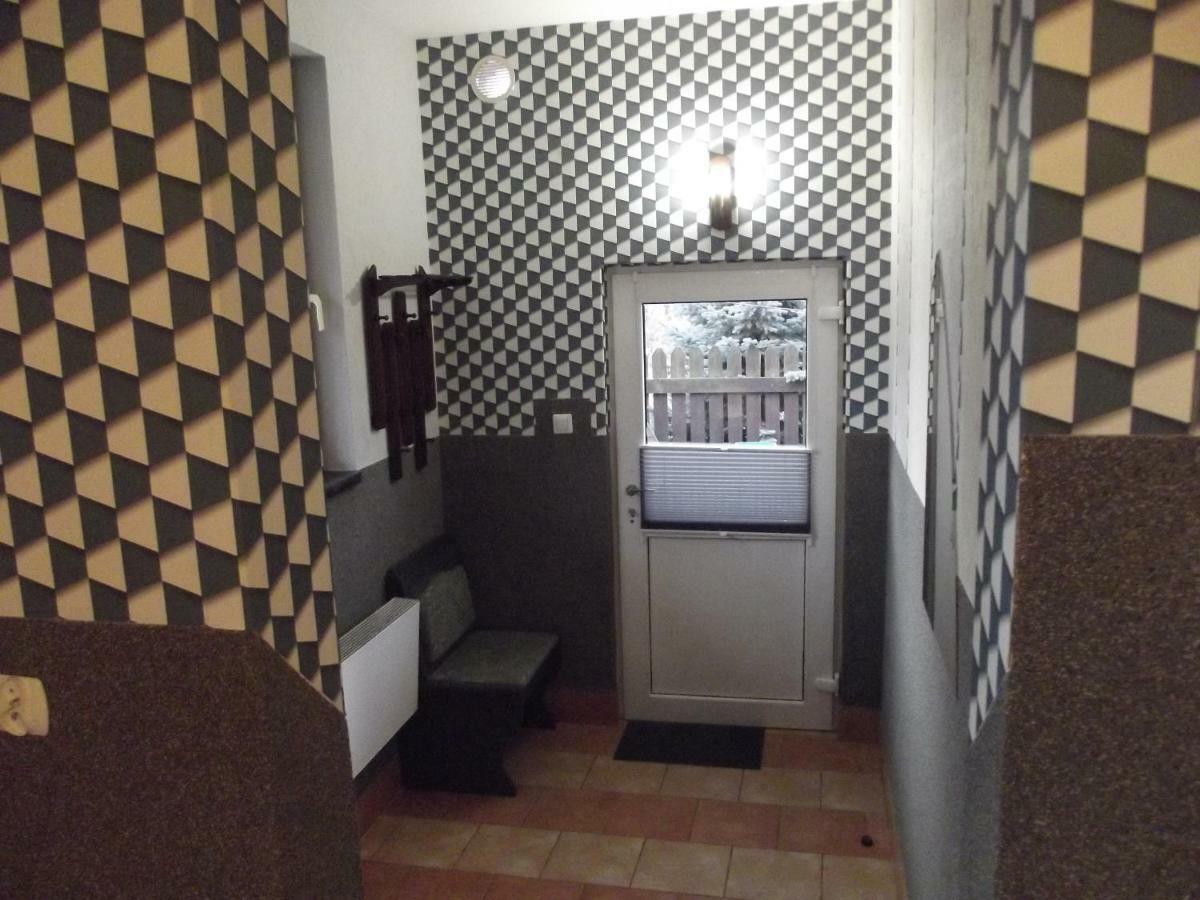 Kwatery 42 Jelenia Gora Exterior photo