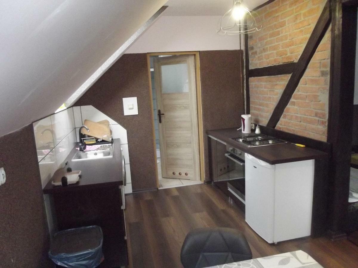 Kwatery 42 Jelenia Gora Exterior photo