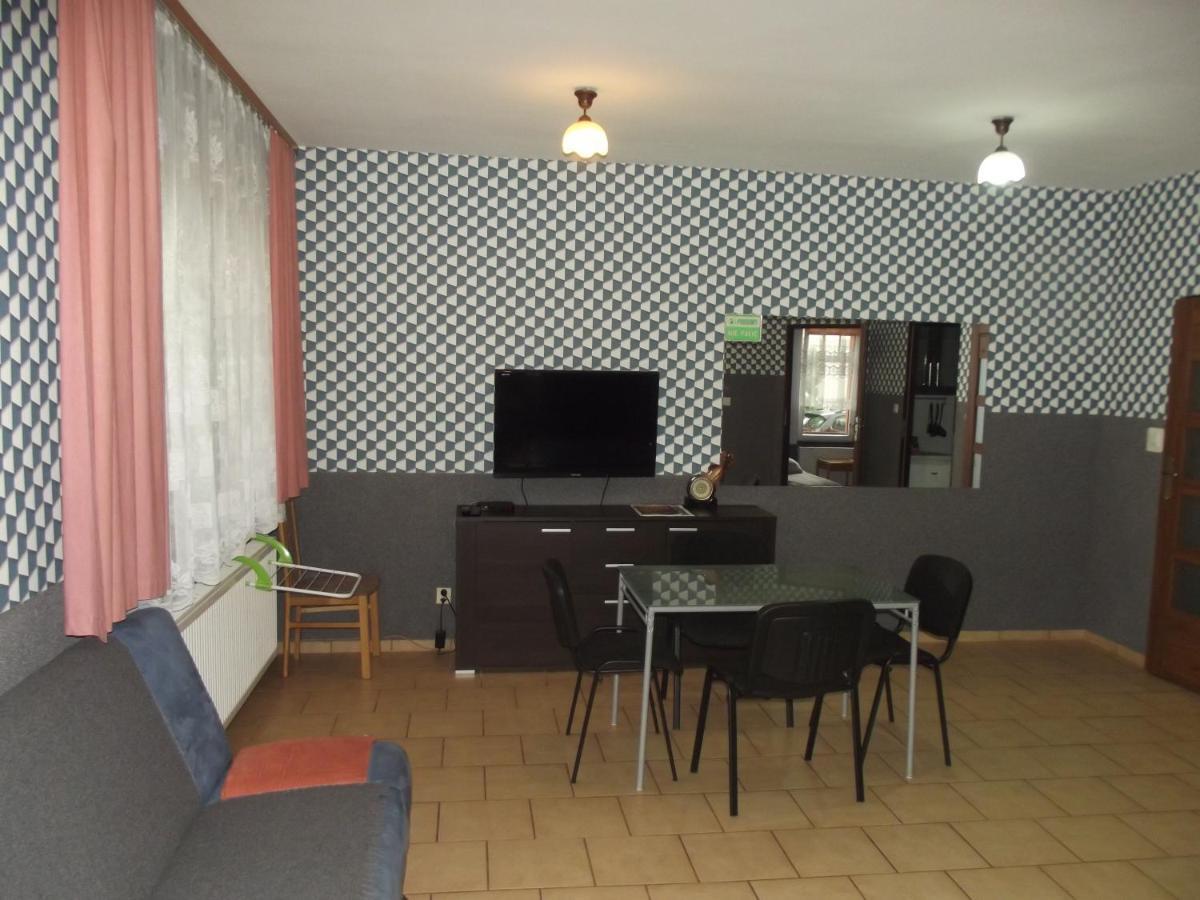 Kwatery 42 Jelenia Gora Exterior photo